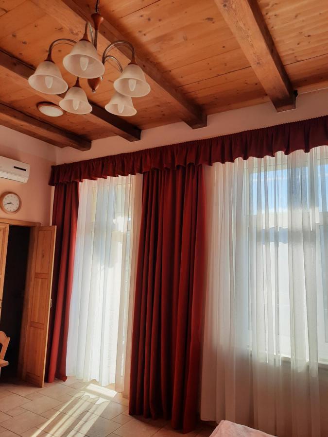 Appartment Centrum カルロヴィ・ヴァリ エクステリア 写真