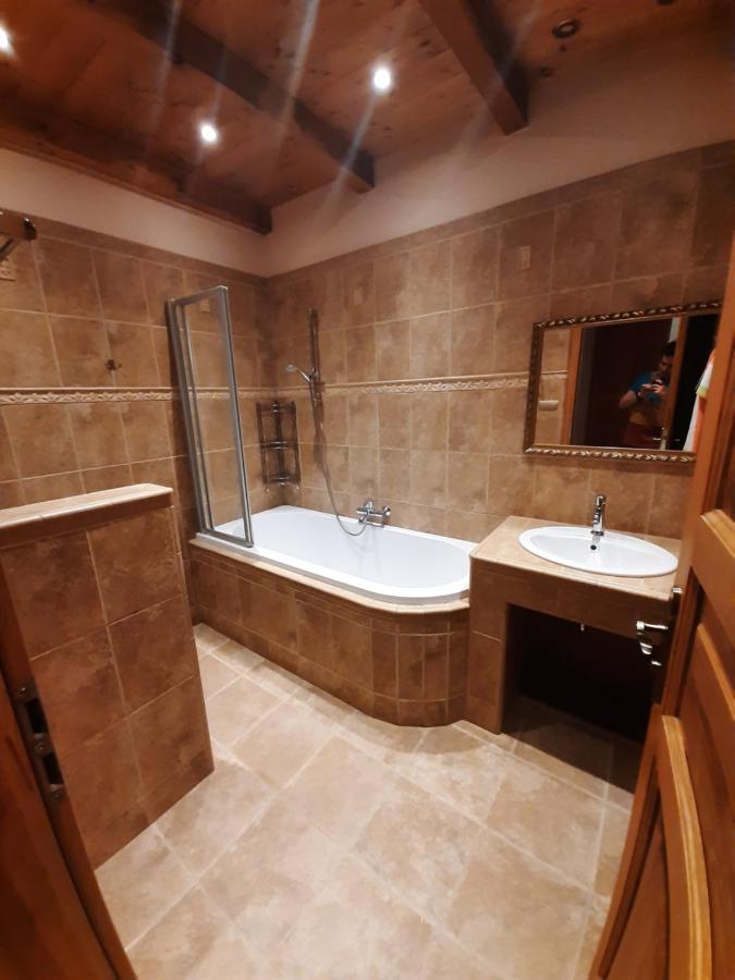 Appartment Centrum カルロヴィ・ヴァリ エクステリア 写真